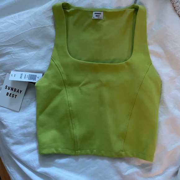 Aritzia Sunday Best Jagger Top - Picture 2 of 3